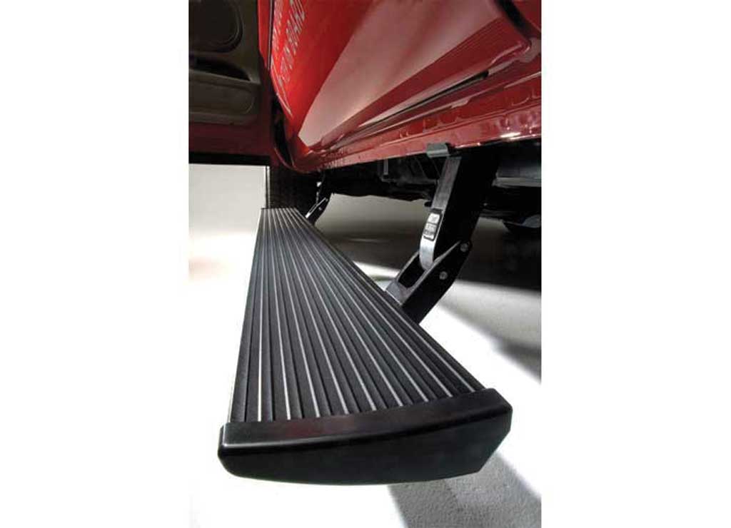 AMP Research PowerStep™ Plug-N-Play 76154-01A | 2015-2019 Duramax 2500/3500 Gas Engine
