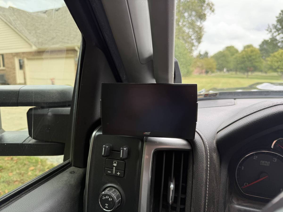 2015-2019 GM 2500/3500HD CTS2/3 Monitor Mount