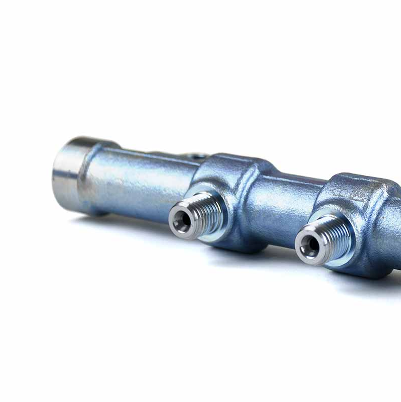 XDP New Fuel Rail Assembly (Passenger Side) XD604