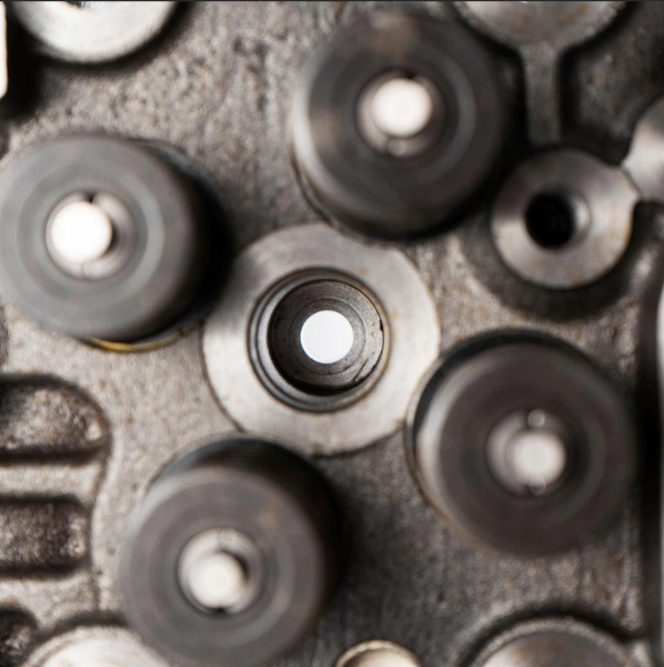 PPE CAST IRON PORTED CYLINDER HEAD 110100111 | 2001-2004 6.6L Duramax LB7