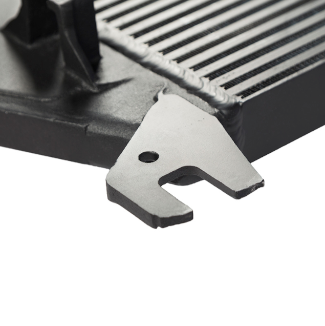CSF HEAVY-DUTY INTERCOOLER 7104 | 2003-2009 5.9L/6.7L CUMMINS - WWM Performance