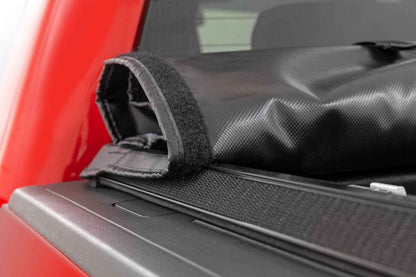 Rough Country Soft Roll Up Bed Cover 48119551 | 2014-2019 6.6L Duramax & 1500 Models